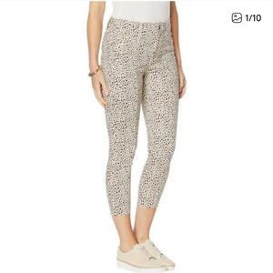 NWT Skinnygirl Cheeta Print Cropped Jeans